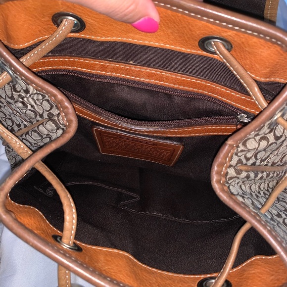 Vintage Signature Coach Backpack - Picture 7 of 7